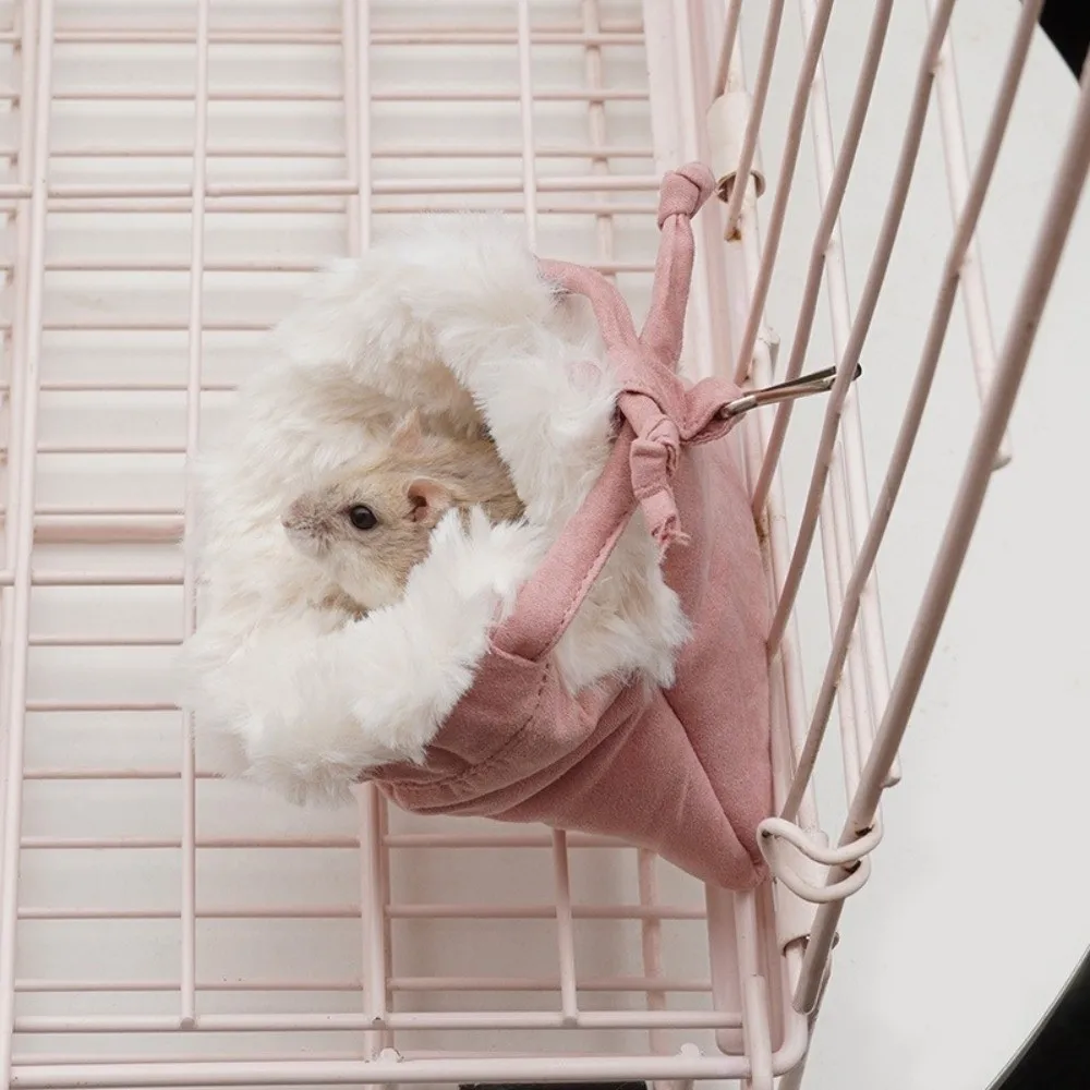 

Cute Warm Hamster Sleeping Bag Soft Comfortable Hamster Nest Non-slip Windproof Weasel Sleeping Bag Pet Habitat