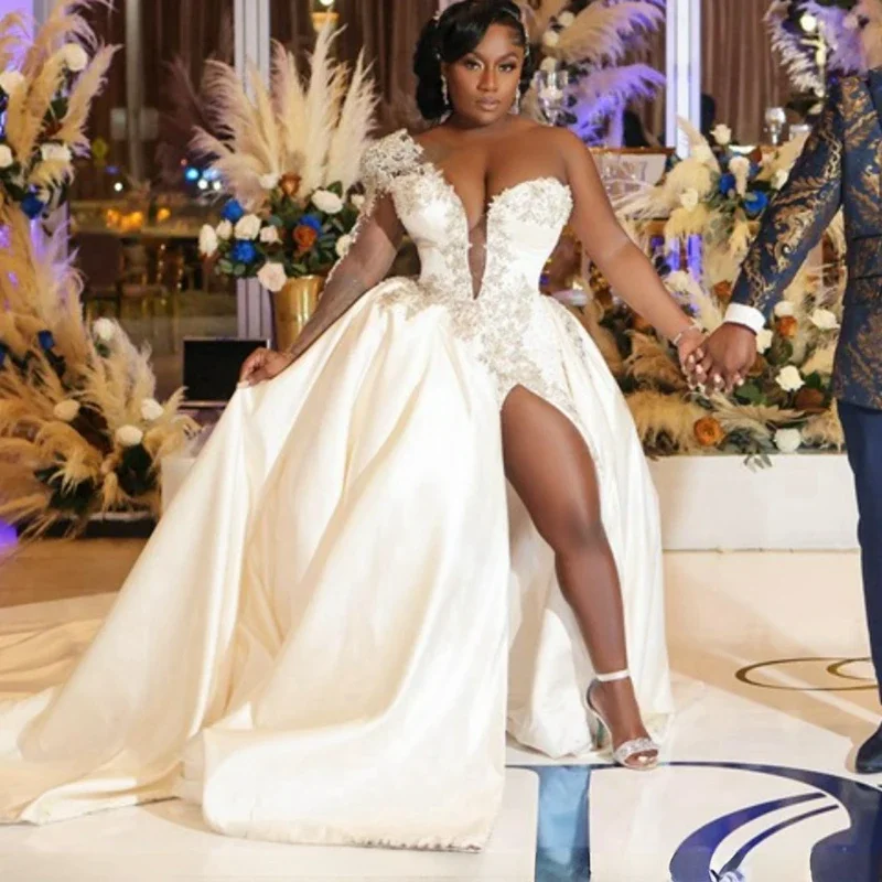 Customized2025 Plus Size Wedding Dresses One Shoulder Front Split Rehinetsones Sexy Bridal Gowns With Detachable Train Africa