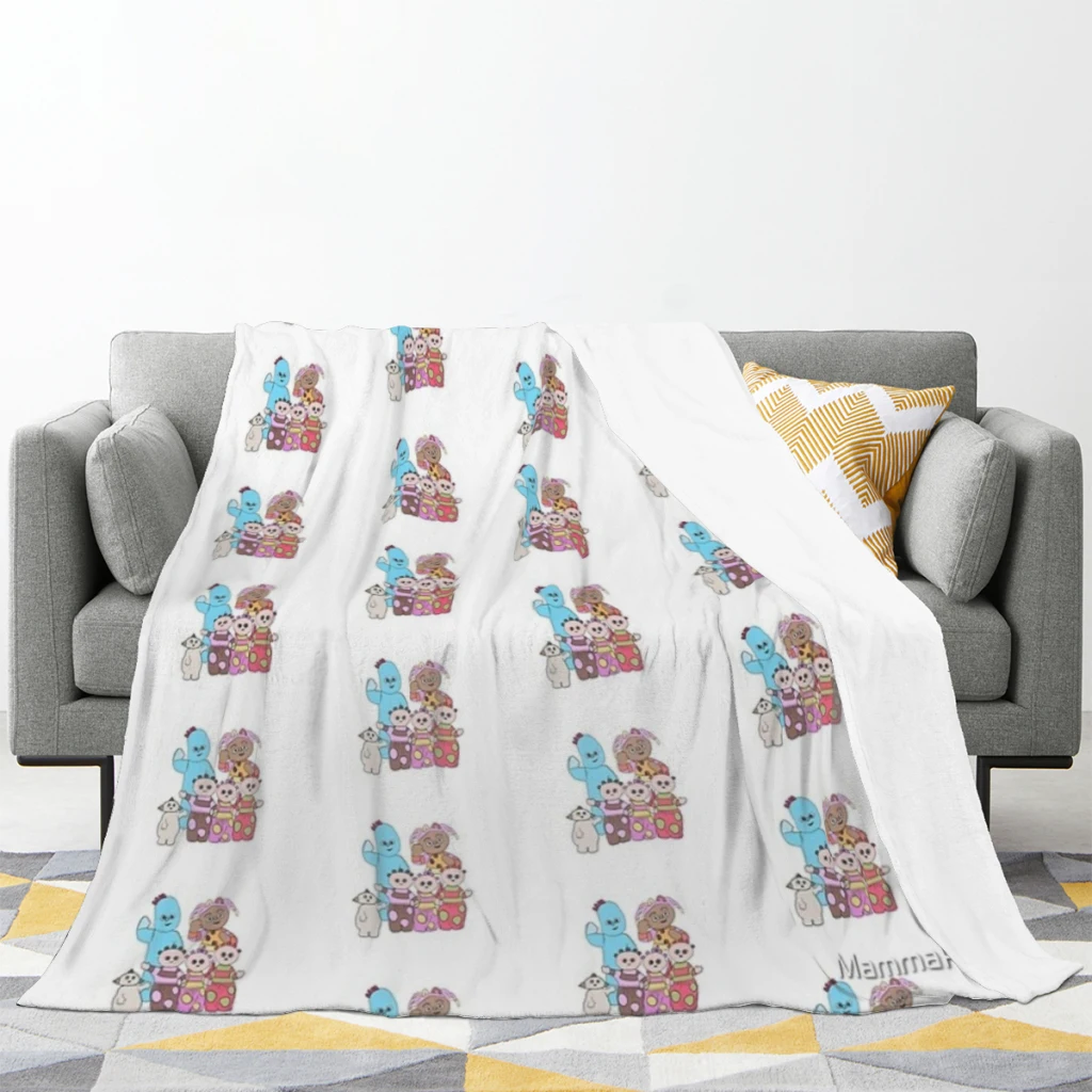 Iggle piggle , upsy daisy, Makka Pakka Medium Blanket Comforter Flannel Soft throw Blankets Warm Home and Decoration