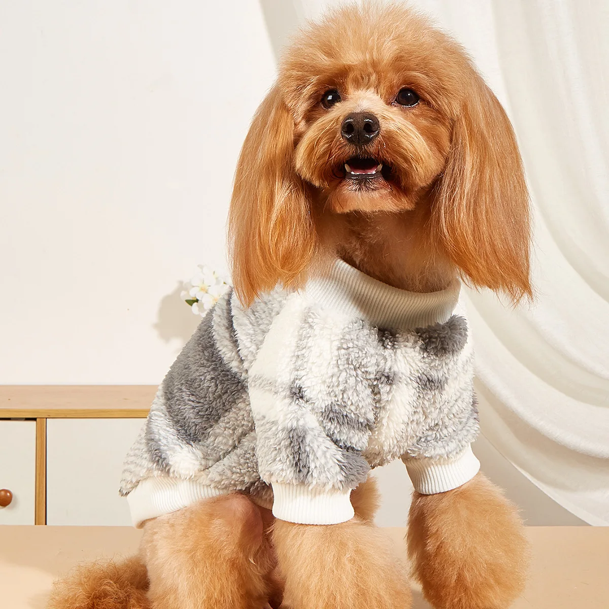 

Fashion Dog Pet Clothes Small Medium Dog Autumn And Winter Plush Hoodie Gray Plaid Cat Clothes Warm Cold New Dog Clothes