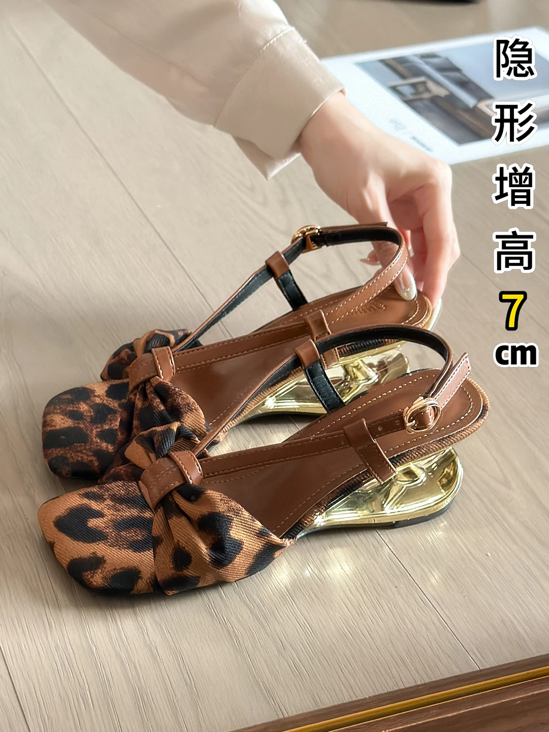sandales-d'ete-tendance-a-imprime-leopard-pour-femme-style-urbain-a-talon-haut-sandales-plates-a-nœud-pour-les-vacances-pantoufles-uniques-pour-femme