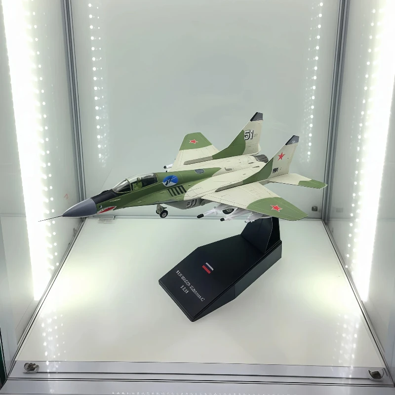 

Модель истребителя МиГ-29 Fulcrum 1:100, готовая сборная модель российского военного самолета, настольное украшение, коллекционная игрушка с подставкой, для 14+ лет