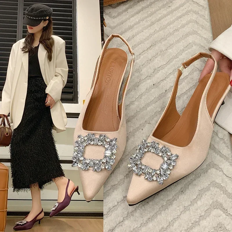 

Дизайнерские летние женские босоножки с острым носком, светло-голые, розовые, со стразами, на низком каблуке, женские туфли на каблуке в уличном стиле Sandalias Mujer