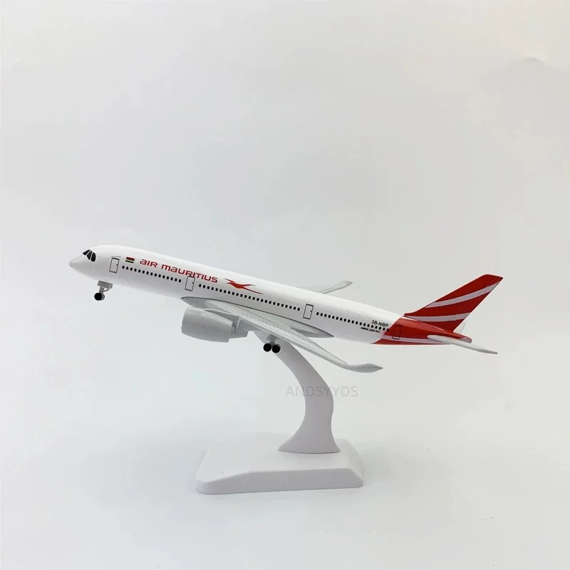 A350 سلسلة الطيران دييكا 1/400 نموذج طائرات 20 سنتيمتر طائرة الاطفال اللعب نموذج طائرة ايرباص 350 سبيكة معدنية لجمع هدية