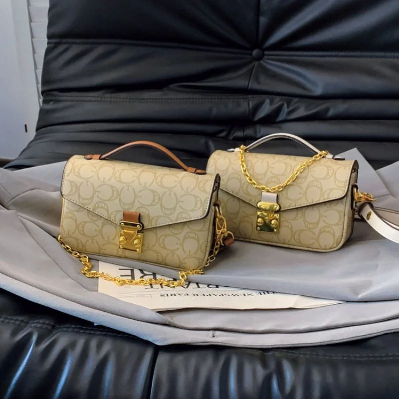 

Stylish Ladies Hand Bags Made Of Faux Leather Featuring Trendy Estonia Vintage Lightweight Soft Daily Look