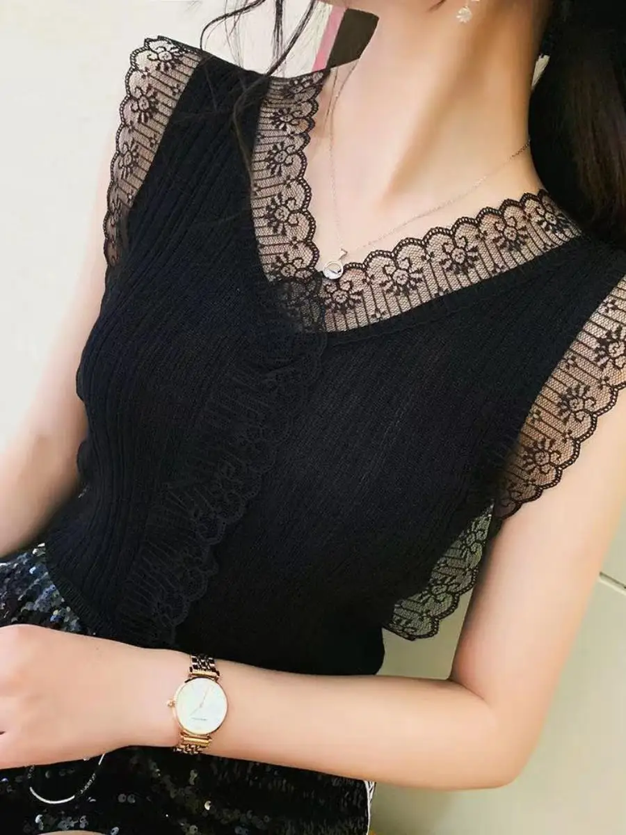 colete-feminino-de-verao-em-seda-gelada-com-renda-e-patchwork-decote-em-v-sem-mangas-trico-novo-estilo-coreano-agasalho