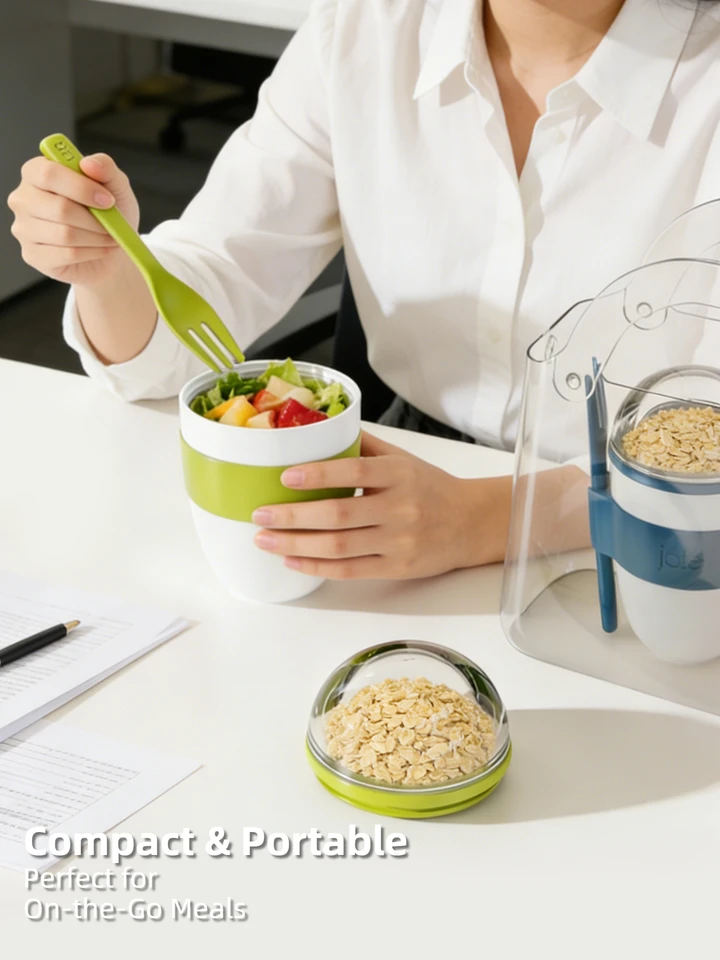 Muesli Cup Promo Gobelet De Yaourt Avec Cuillère Ou Gobelet Avec Paille Chez Cup Cereal