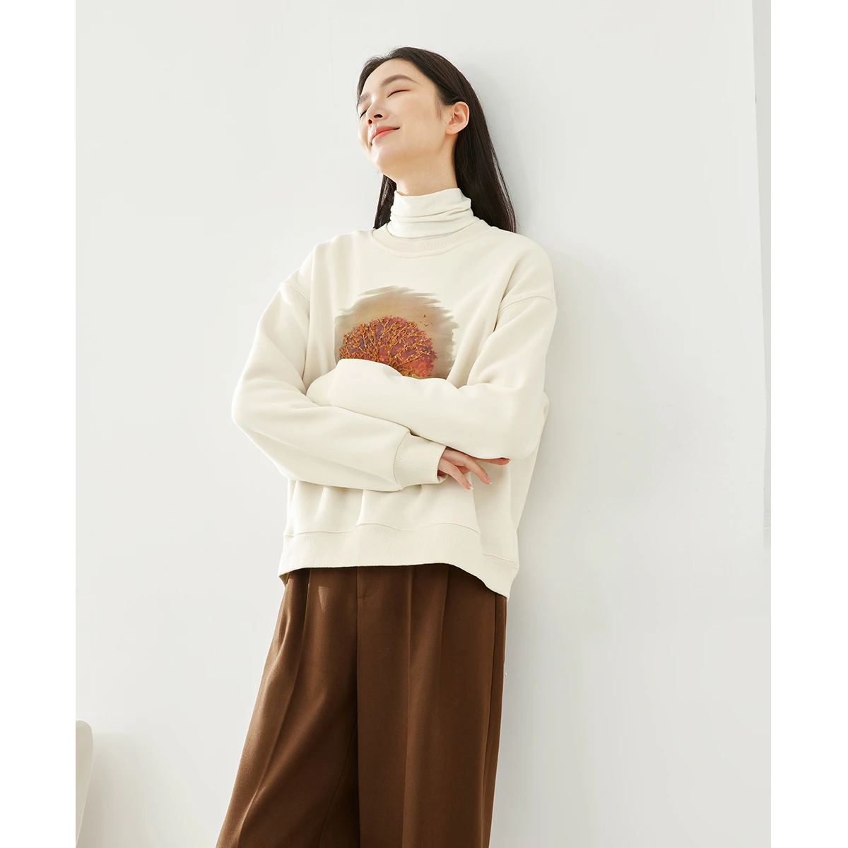 VIMLY 여성용 플리스 스웨트셔츠 겨울 2025 자수 라운드 넥 루즈핏 여성 스웨터 프린트 긴팔 캐주얼 니트 탑 M5630