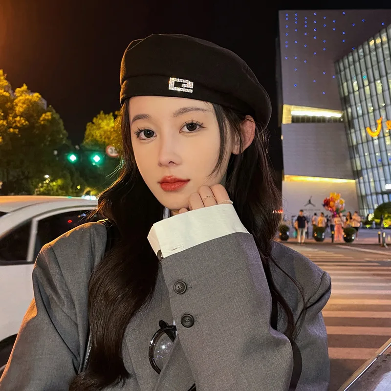 

Korean Style Rhinestone Tweed Beret Winter Warm Thermal Painter Cap for Women Viral Aesthetic Adjustable Design