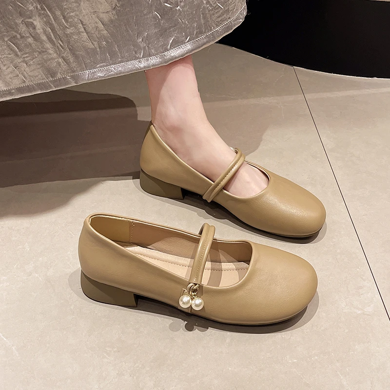 

2025 Новые женские модные и универсальные модные женские балетки из мягкой кожи на плоской подошве, новые стильные туфли в стиле ретро с квадратным носком