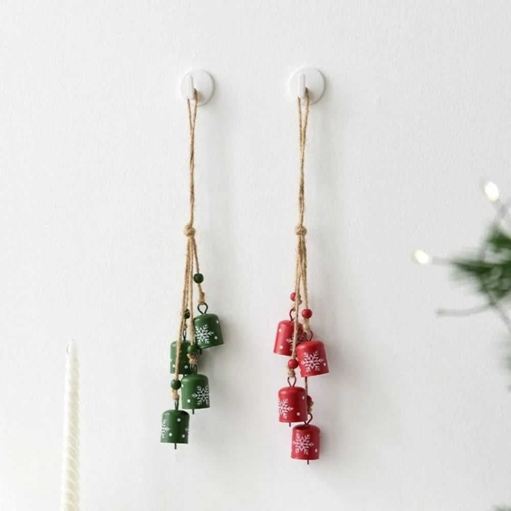 

Vintage Christmas Tree Bells String DIY Charm Iron Art Wall Hanging Bells Snowflake Creative Bells Pendant Christmas Decoration