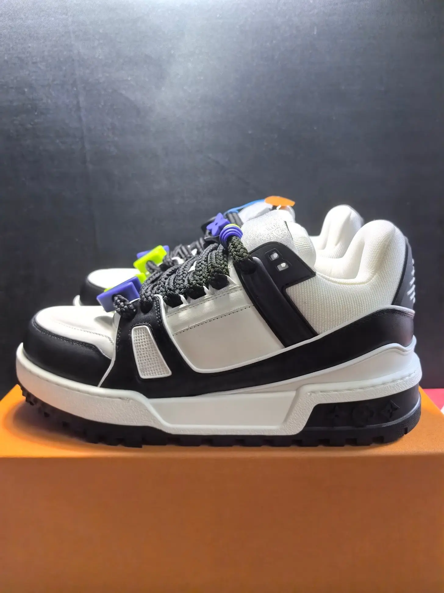 All Season Wear Unisex Skate Board Shoes Casual Lace Up Sneakers Wear Resistant Rubber Outsole Comfortable Footwear Simple Design Couple Shoes Daily Walking Streetwear Style