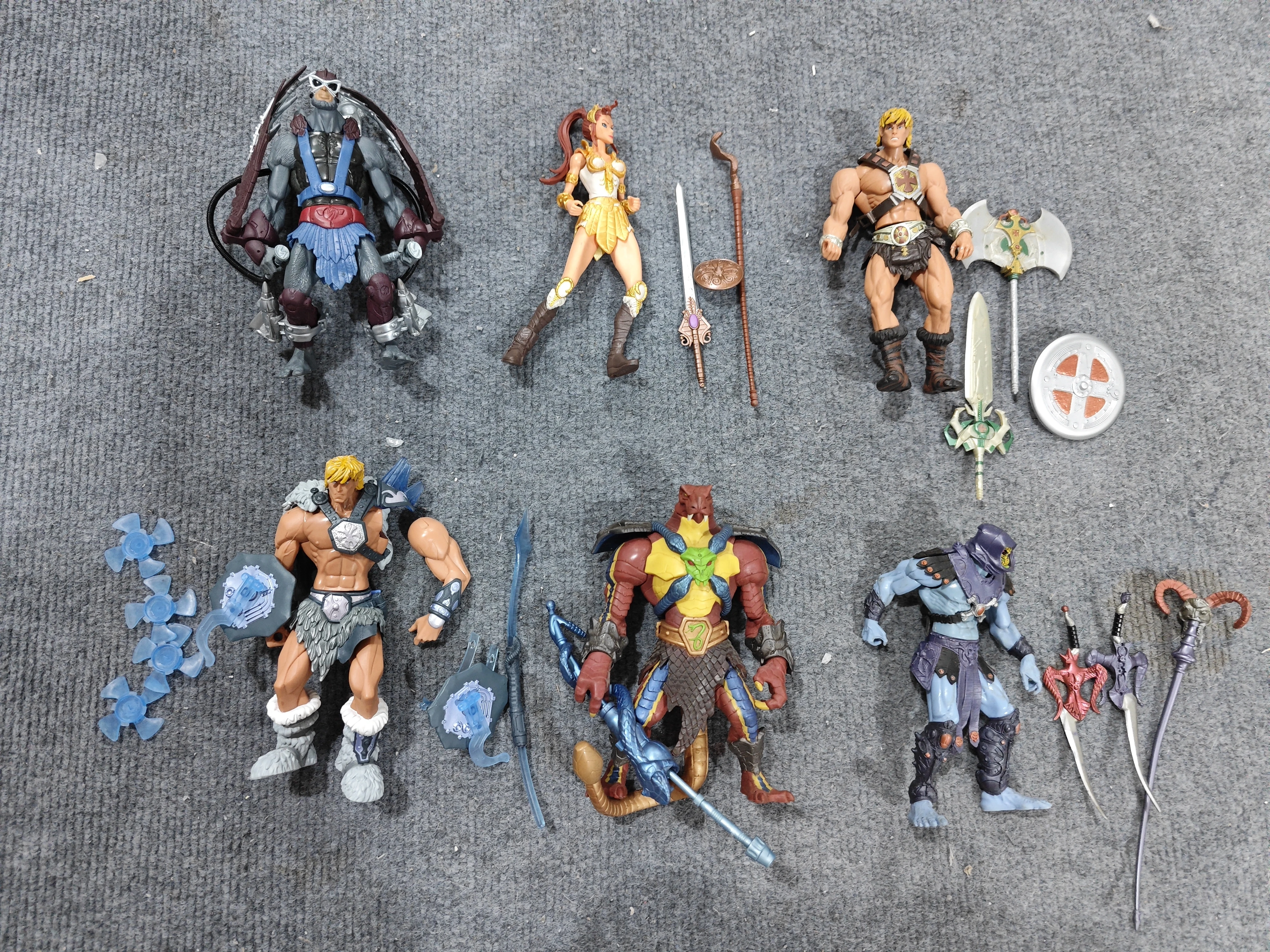 In Stock He-Man 200x Fire Armor Skeletor King Hiss Trap Jaw Adam Snake Catcher He-Man Shield Strike He-Man Bulk Cargo Toys