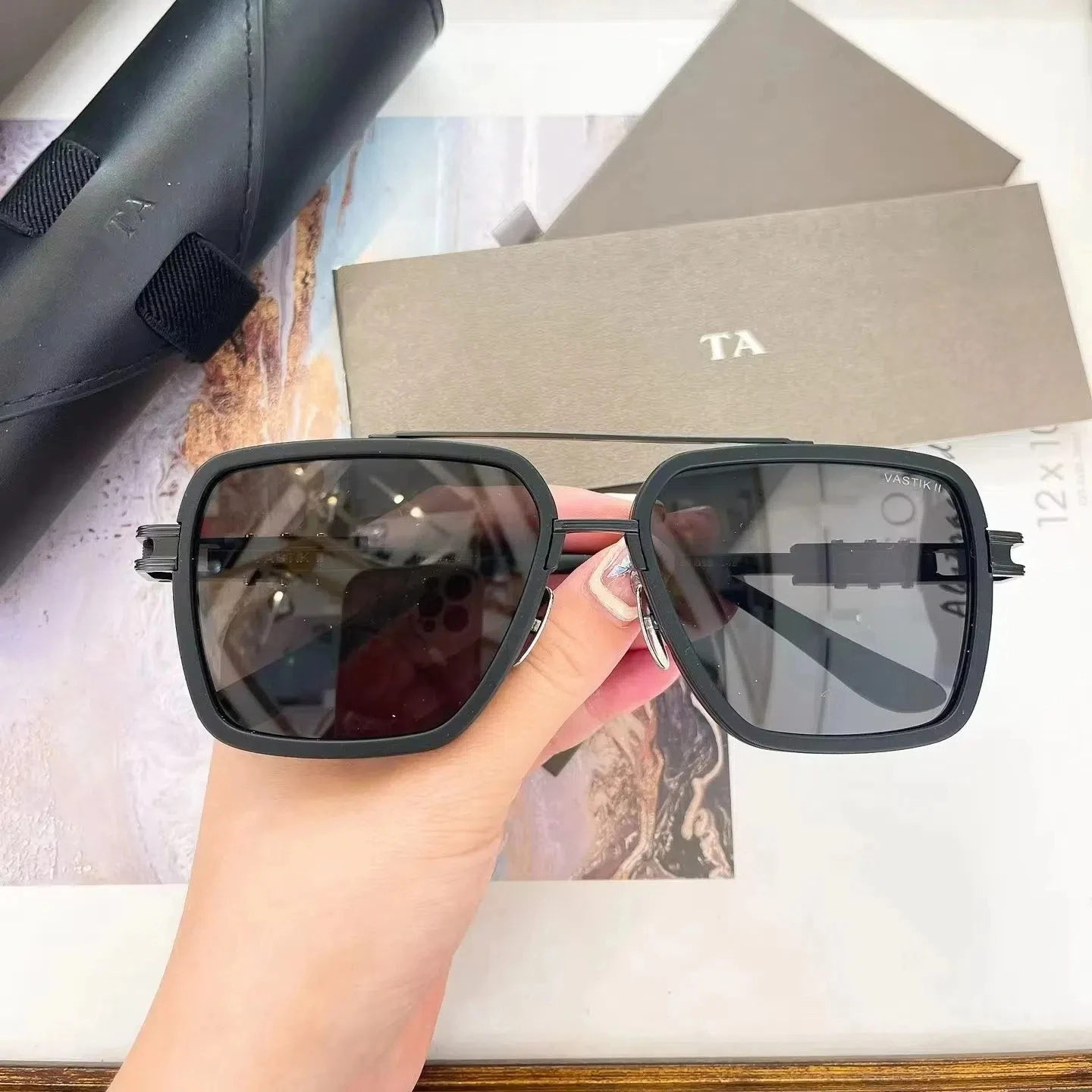 

Original Factory For DIYTA DT VASTIK II DTS442-A With Brand Box Fashion Business Black Alloy+Acetate Frame Men Women Sunglasses