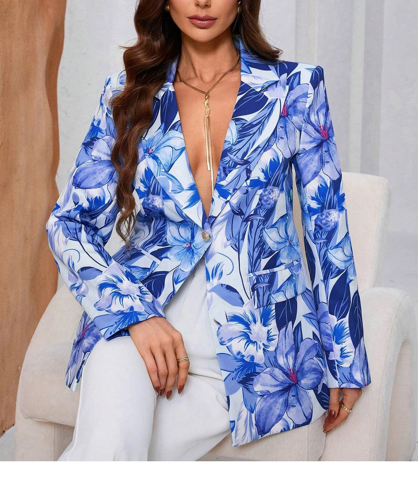 Trendy Brand Animal Chain Pattern Suit Jacket With A Trendy Look. 2024 Early Autumn Short Style Women's Clothing WholesaleWL6