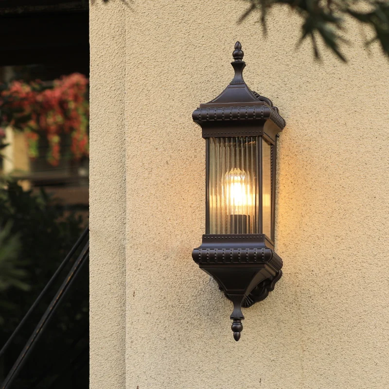 

Antique Style Aluminium LED Outdoor Wall Lamp Vintage Classical LED Light for Garden Water-Proof Feature