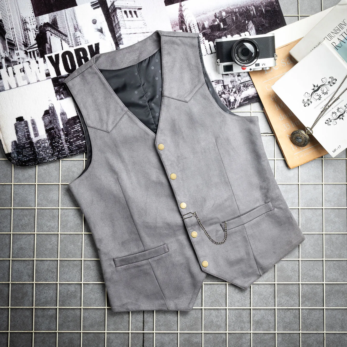 

Ретро-американский замшевый жилет для мужчин, весенне-осенняя верхняя одежда, повседневная майка с V-образным вырезом и подплечниками, молодежный тренд