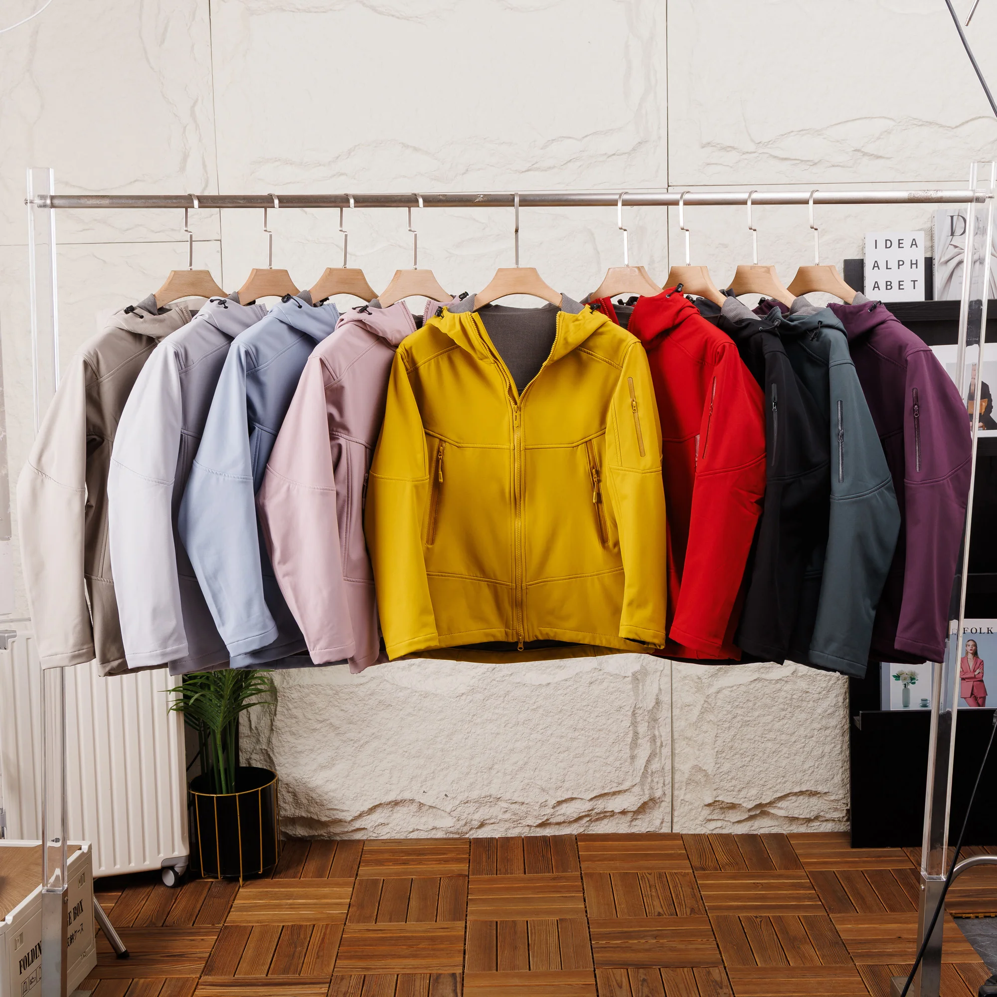 

Dopne Colorway ex Fce Lined Soft ell Jaet Windproof Waterproof Outdoor Faion Stand Fit Hooded Zipper Closure