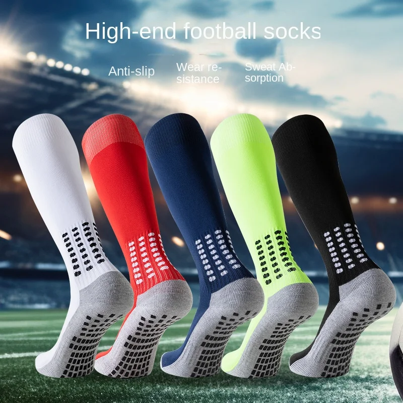 جوارب كرة قدم طويلة للرجال مع قبضة مضادة للانزلاق ووسادة كرة قدم، مصممة خصيصًا للقبضة المضادة للانزلاق في الرياضة مثل ذلك
