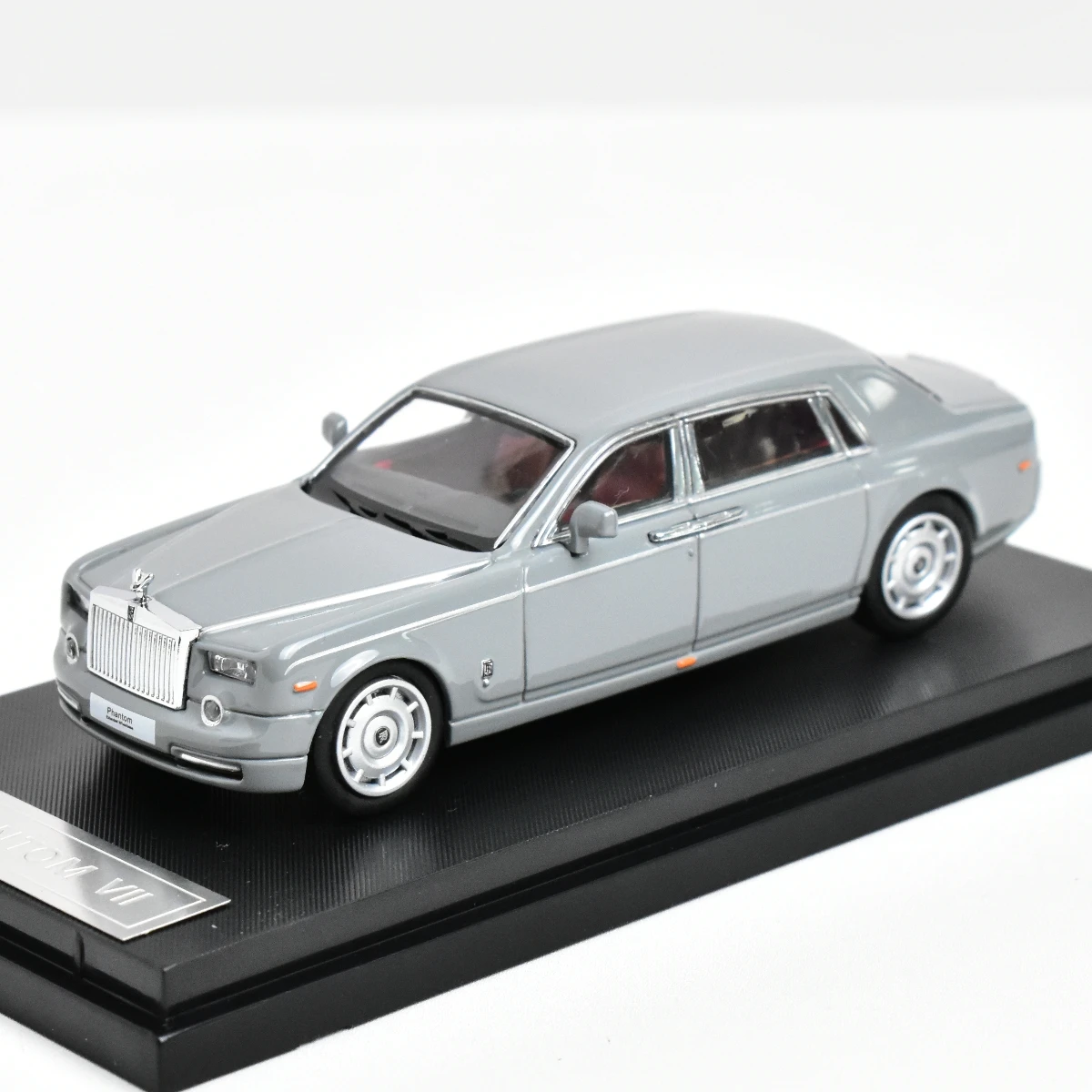 STREET WARRIOR 1:64 Rolls-Royce  Phantom VII Diecast Model Car