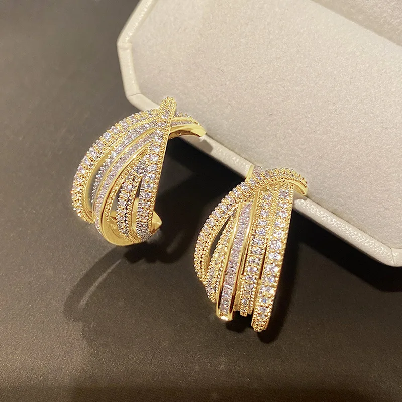 Huitan Novel Brilliant Hoop Earrings with Cubic Zirconia Versatile Female Ear Accessories Luxury Attractive Wedding Jewelry Gift