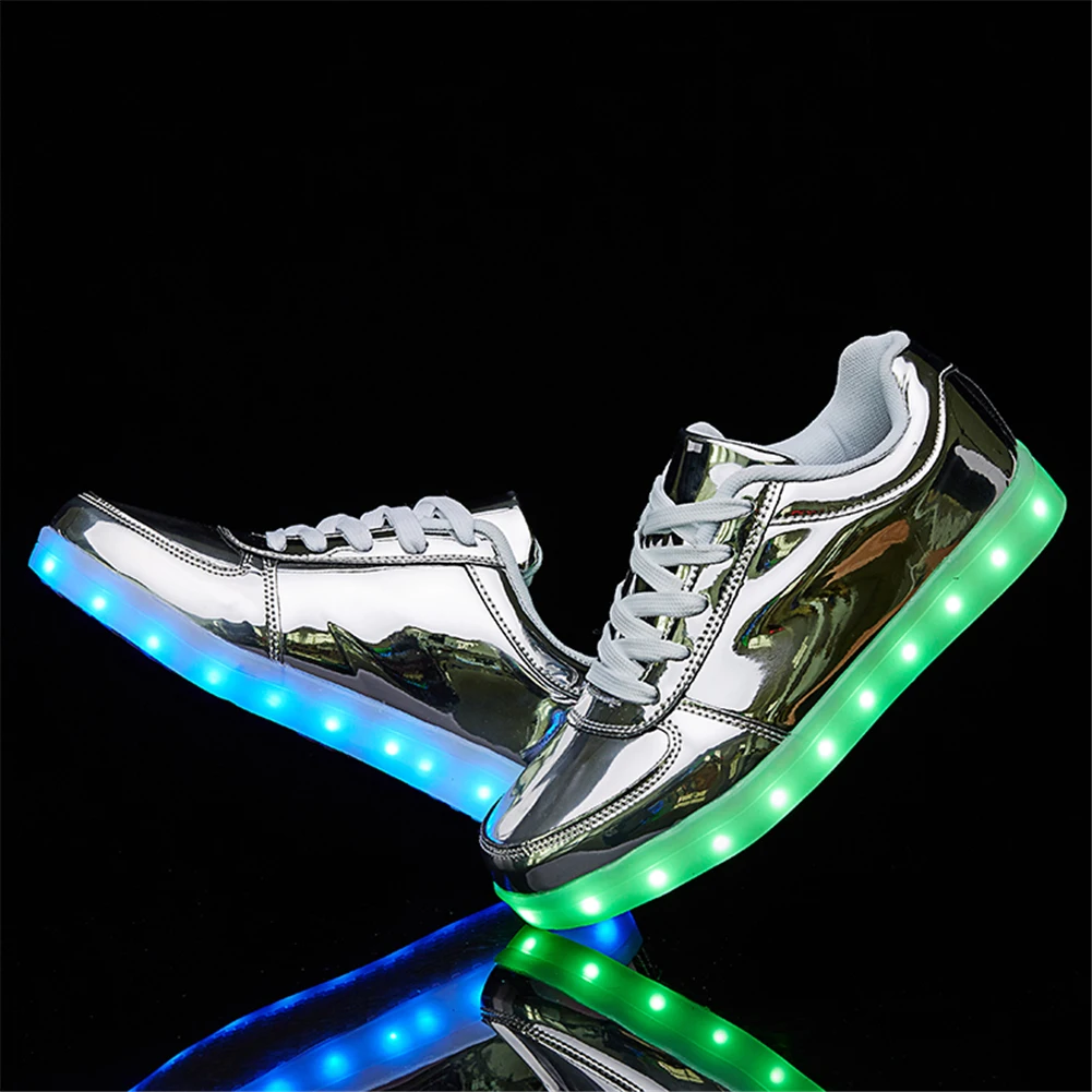 LED Light Up Shoes Unisex Low top Sneakers Flashing Shoes for Women Men Teens with USB Charging Glowing Luminous Shoes