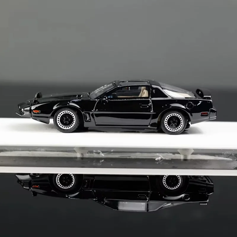 TNT Model Alloy 1/64 Knight Rider KITT/KARR Pontiac Firebird Sports Car Model Static Collection Decorated Holiday Gifts Toys