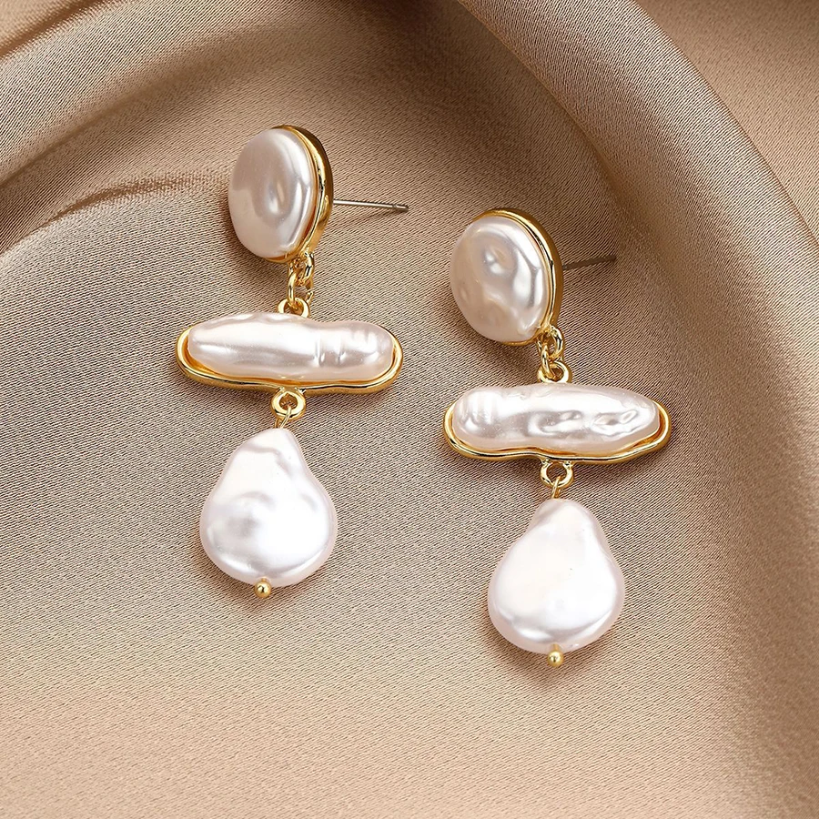 New Arrival Irregular Simulate Baroque Pearl Pierced Earrings for Women Mom Hyperbole Long Dangle Tassels Earrings Jewelry Gifts