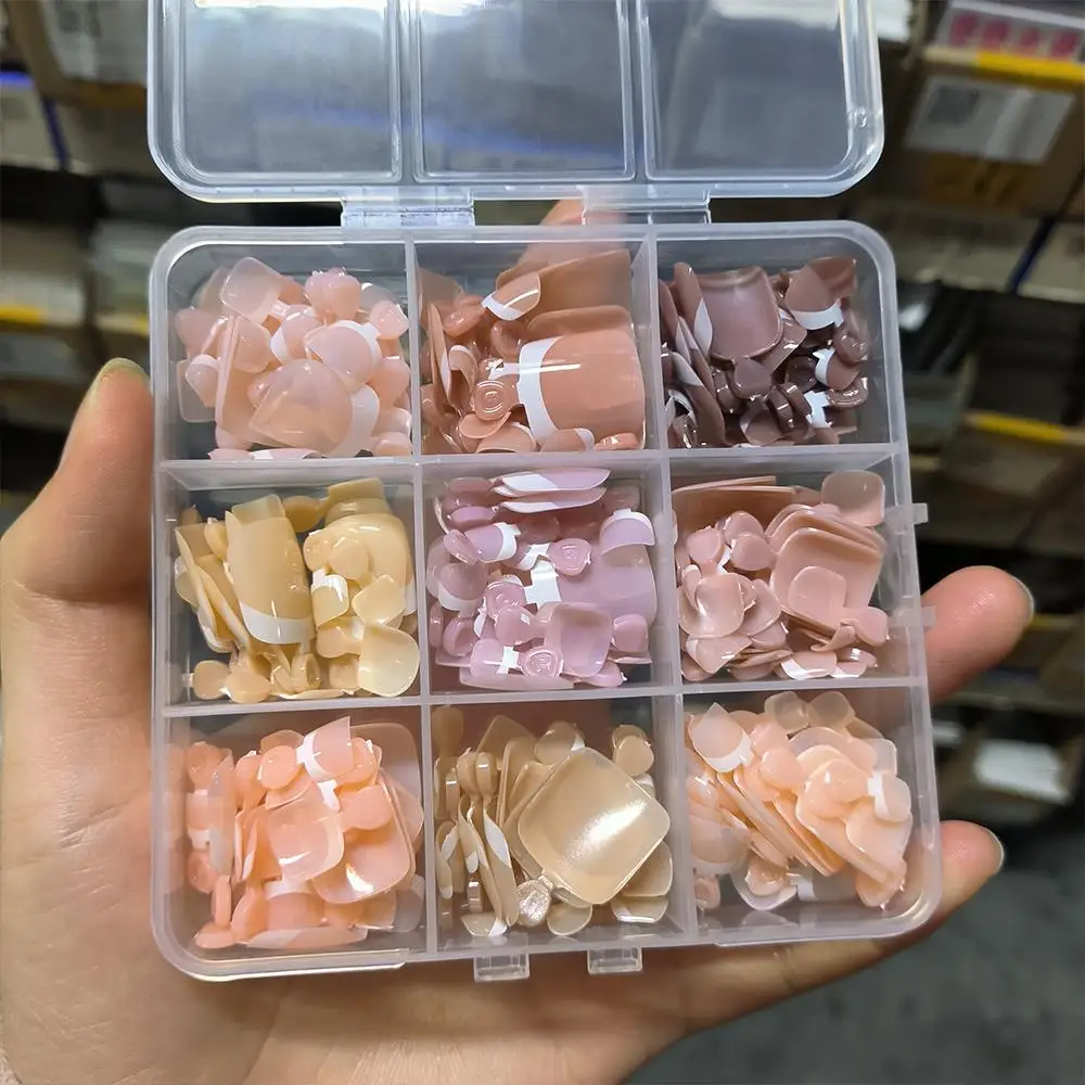 120/216 قطعة أظافر صناعية فرنسية قصيرة مربعة 9 ألوان غطاء كامل اضغط على أظافر أصابع القدم تصميم حافة بيضاء لامعة عارية وردي أظافر صناعية