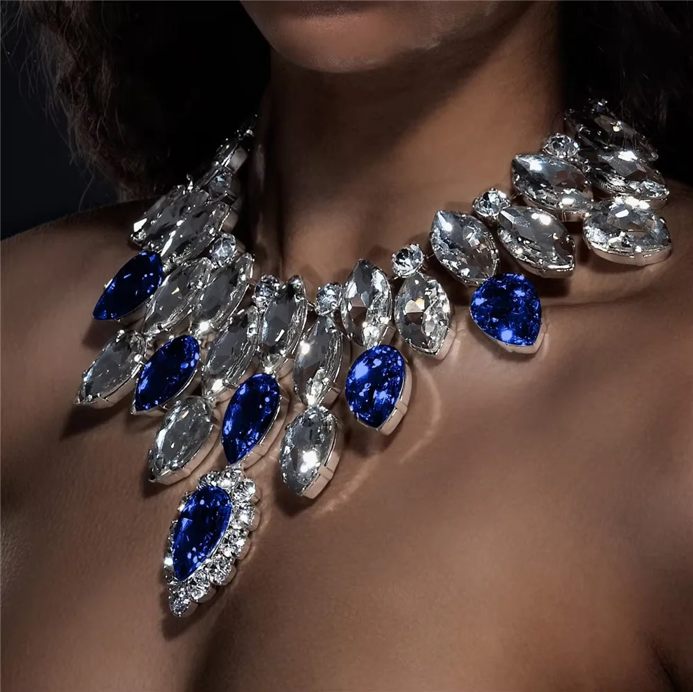 Exaggerated blue Glass Strass Pendant Necklace for Women Jewelry Rhinestone Crystal Wedding Stage Accessories Club Party Gift