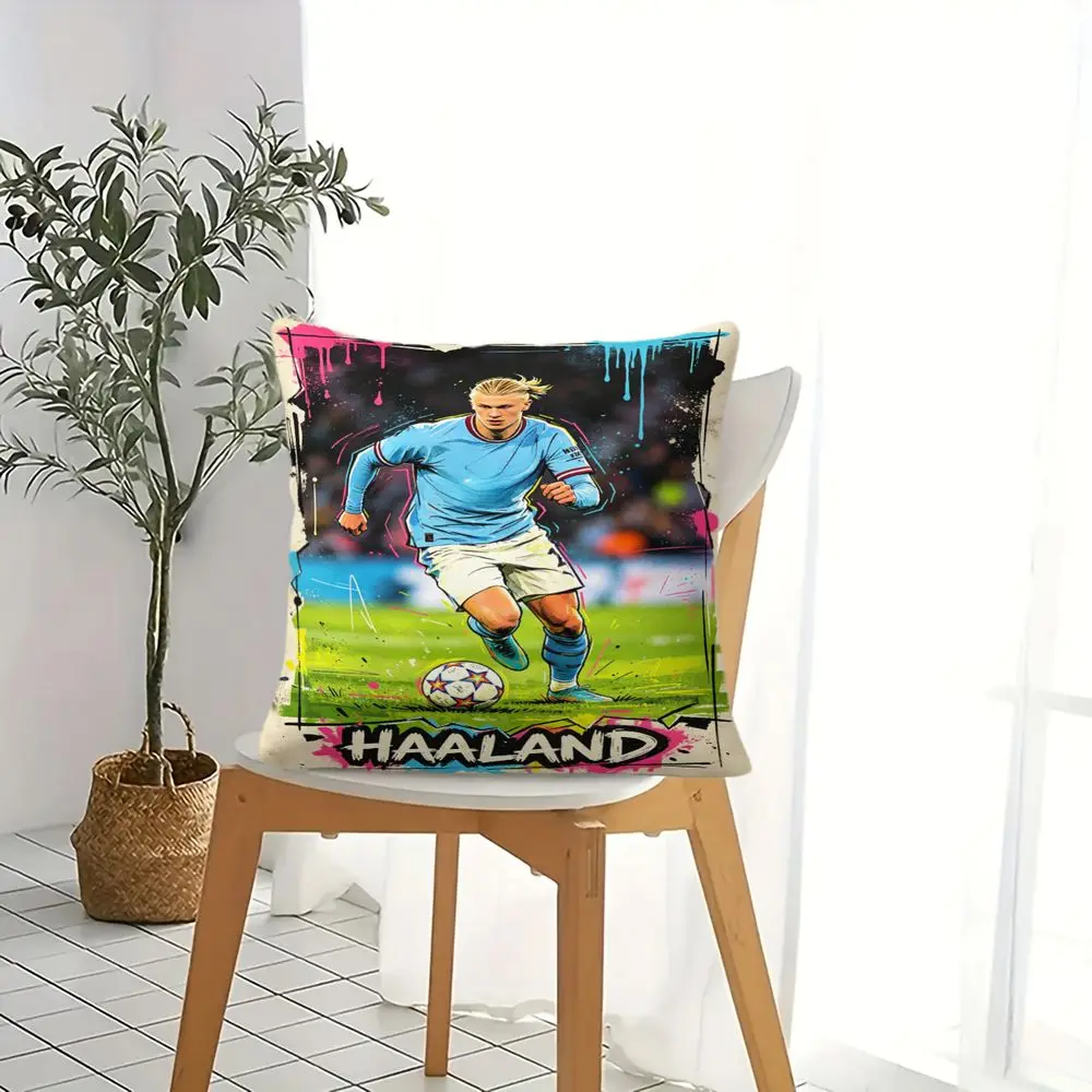 Soccer Player Digital Print Throw Pillow, Vibrant Graffiti Style Cushion for Sofa Bedroom Home Decor Gift 45x45cm