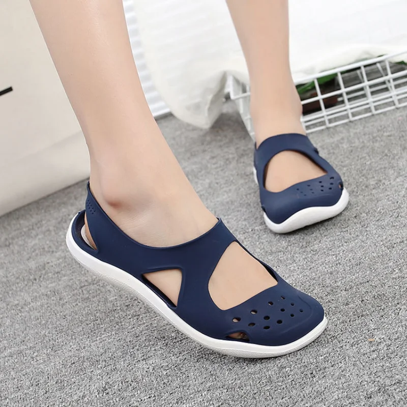 Women Sandals Summer Couple Beach Sandals Hole Shoes Men and Women Water Sports Quick Dry Shoes Wading Shoes Hollow Out