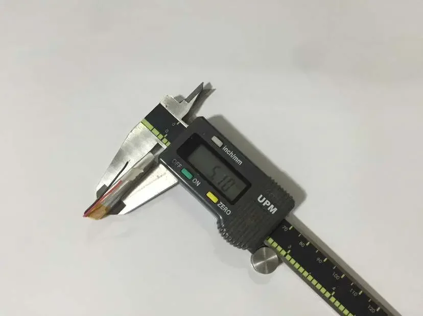 Neuer 3,7-V-Polymer-Lithium-Akku mit voller Kapazität 501437   390MAH MP3-Walkie-Talkie / Ausrüstung / Mini