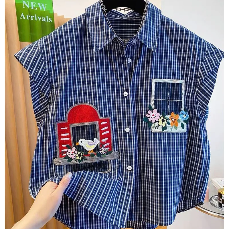 Chemisier sans manches à col rabattu pour femme, décontracté, coréen, boutons, nouveau Style Preppy, chemises brodées de dessin animé, vêtements pour femmes, été