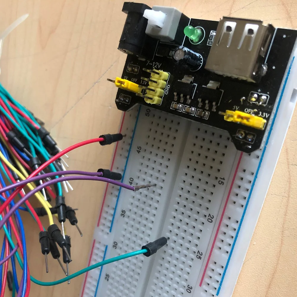 

830 Tie Points Breadboard Starter Kit Includes 40Pin Jumper Wires Power Supply Module Compatible 5V 3.3V for School Laboratory