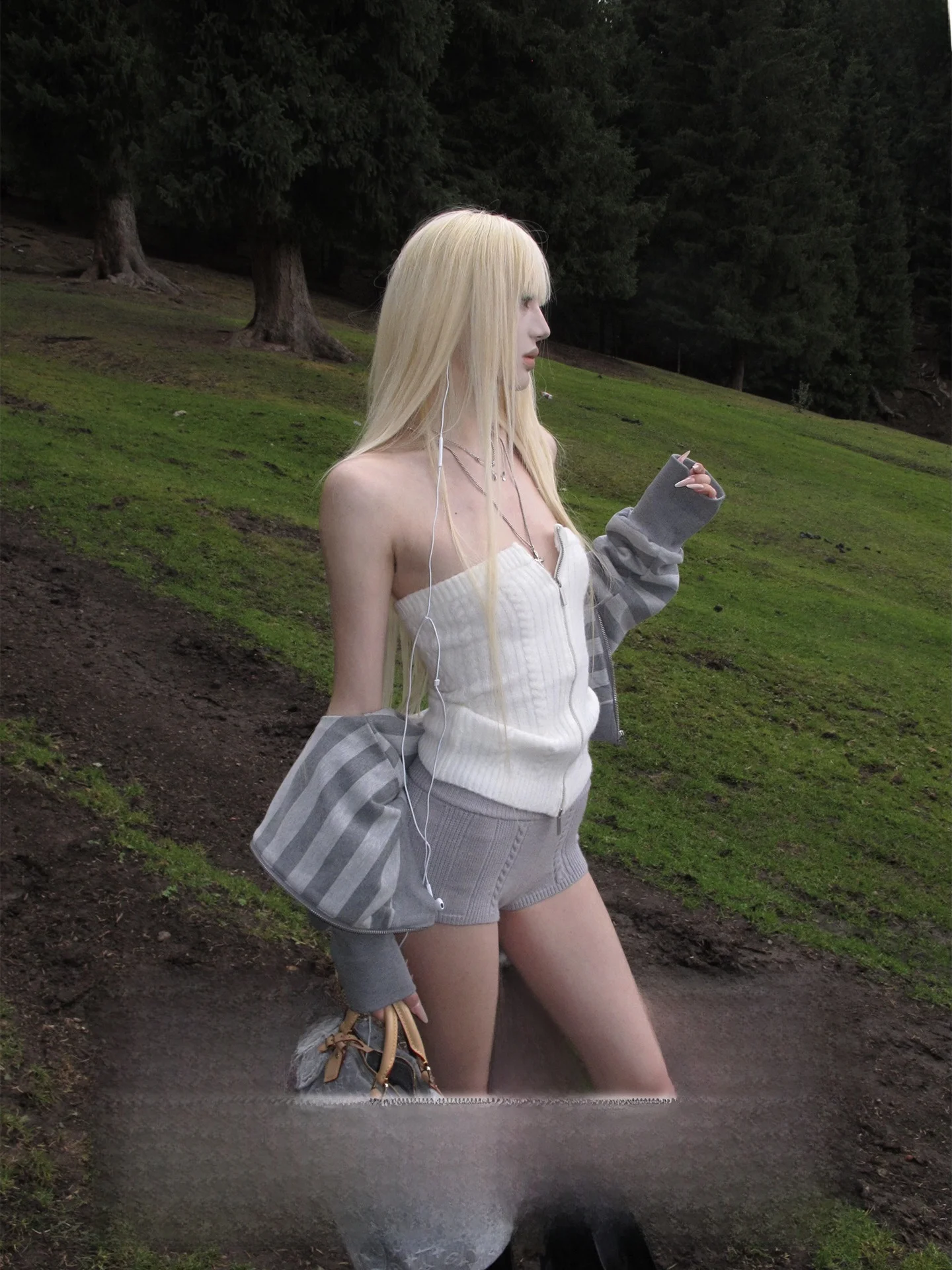 

Rase Le Sol Crevice Whispers Женский вязаный укороченный свитер с двойной молнией и поворотным дизайном Faionable Slim Fit Sle