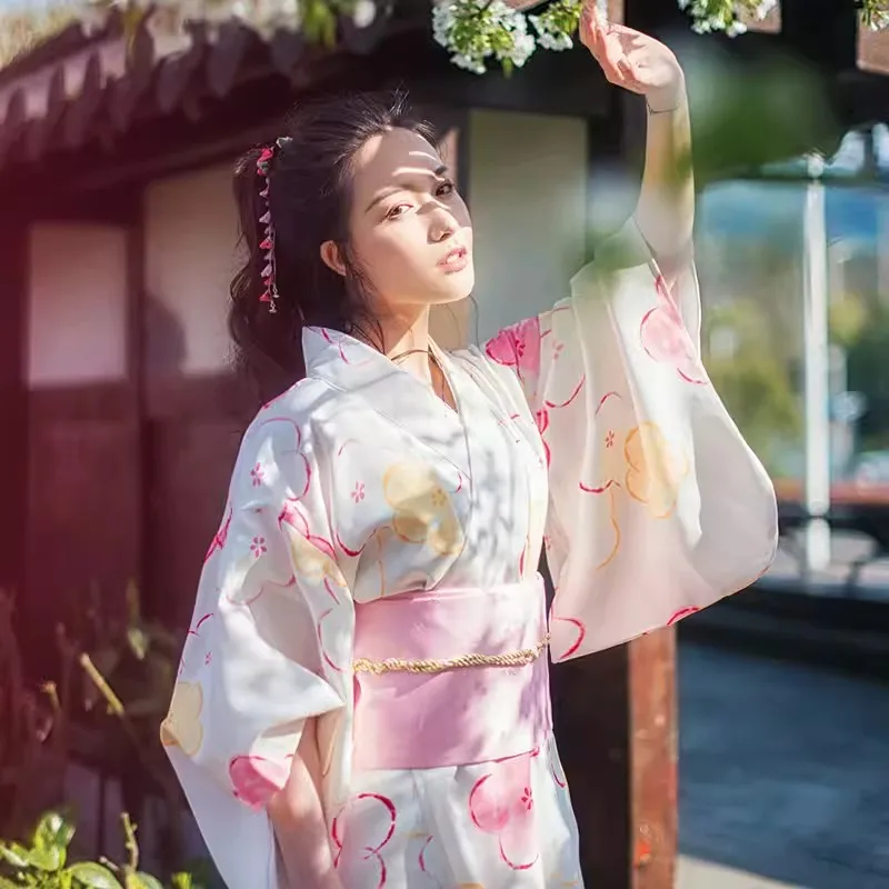 

Women's Retro Summer Long Dress Cosplay Costume Japanese Traditional Kimono Bathrobe Stage Performing Dress Formal Yukata