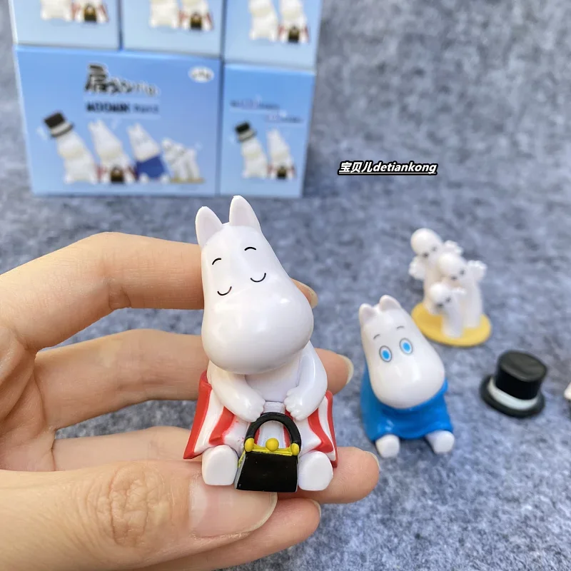 Moomins Blind Box Toys Famiglia grassa Snufkin Bambola addormentata Cute Anime Figure Model Toys Raccogliere ornamenti Regali per bambini