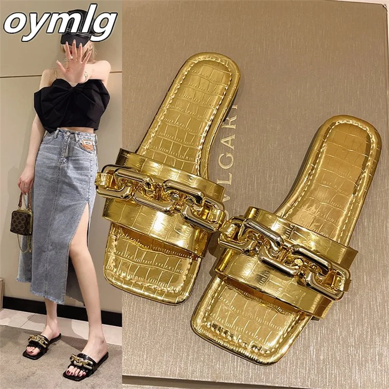 2022 neue mode metall kette eine wort hausschuhe flachen boden quadratischen kopf große größe strand sandalen und hausschuhe schuhe frau