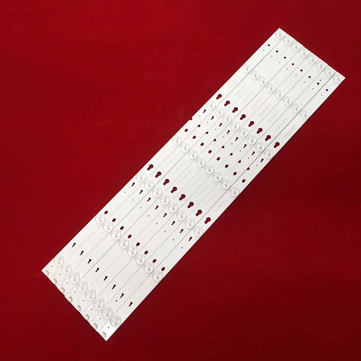 

LED backlight strip for 55US5800 55US57 55D2700 B55A758U T0T_55D2700_UD_8X7_3030C_V1 YHA-4C-LB3207-YH2 screen LVU550CSOTE2