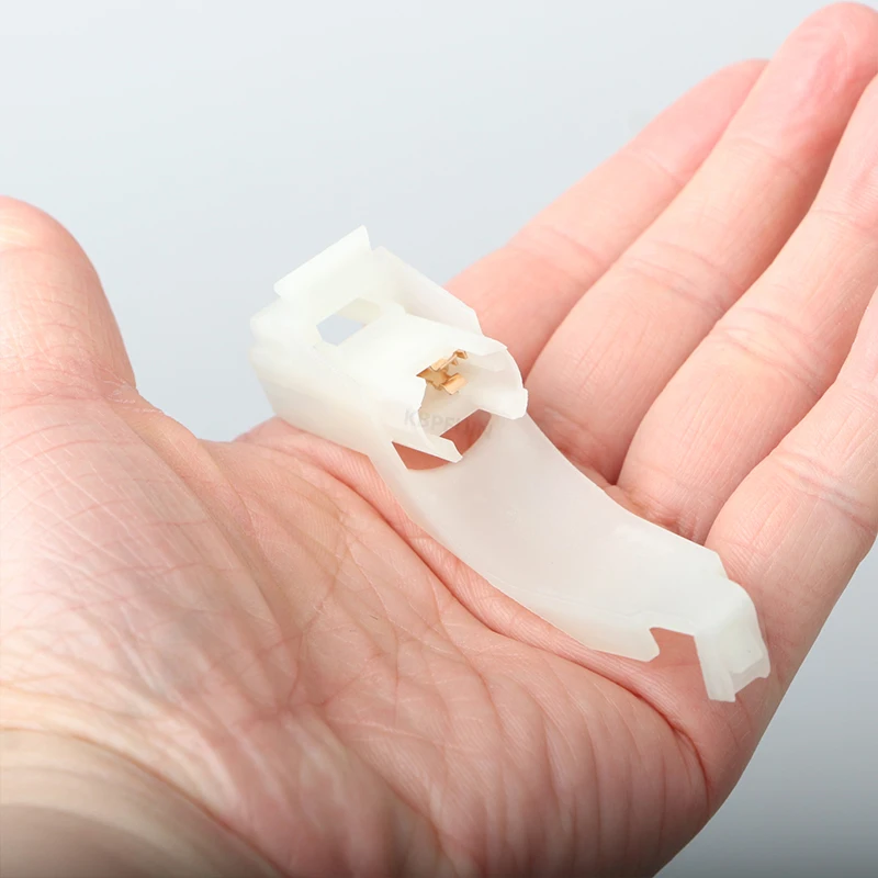 

For Renault T10 W5W Bulb Holder Car Light Socket Replacement Parts 1PC