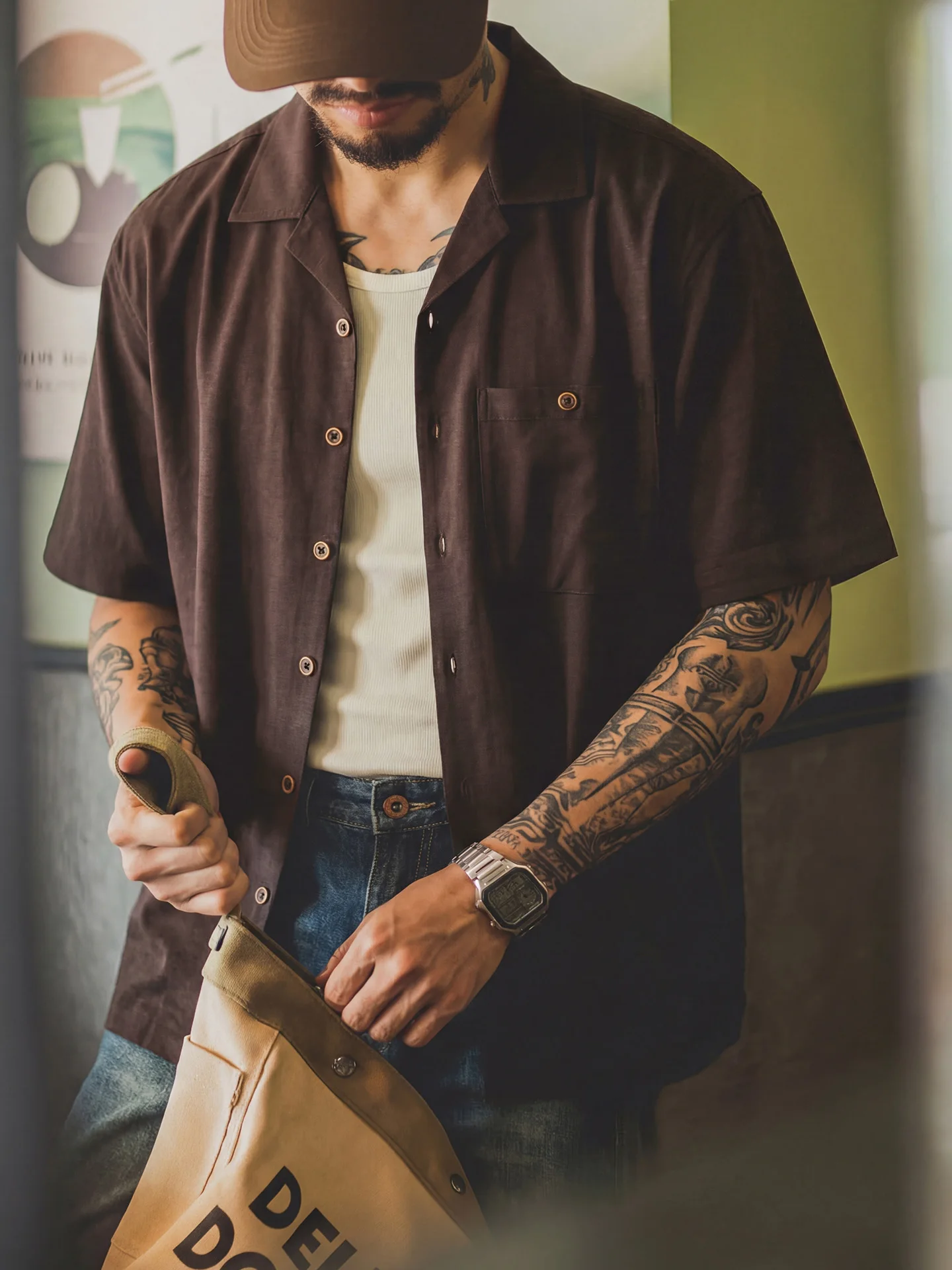 Summer Men's Casual Loose Fit Linen Shirt Short Sleeve Cuban Collar Breathable Lightweight Iron Free Lightweight Shirt Jacket