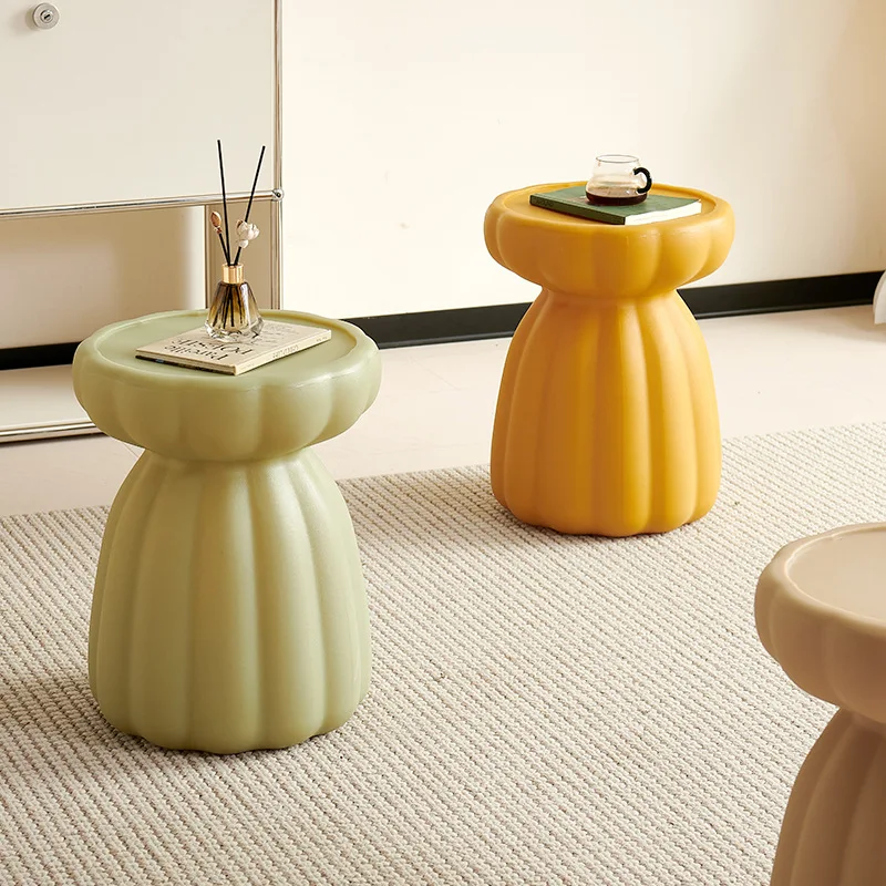 Nordic wind edge few creative sofa cement small coffee table bed and breakfast bedside table cream wind corner few ins Internet