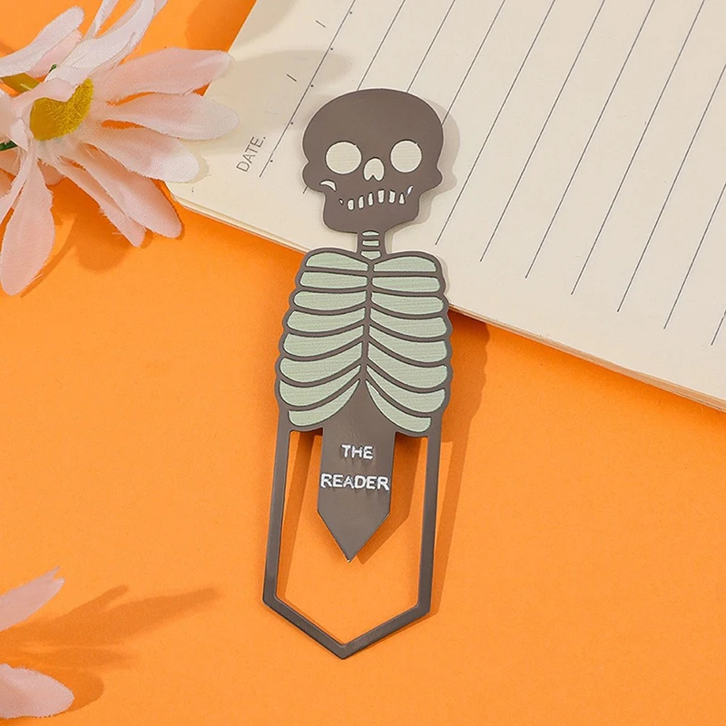 Gothic Metal Skull Bookmark - Cool, Durable & Creative Page Holder for Readers & Students