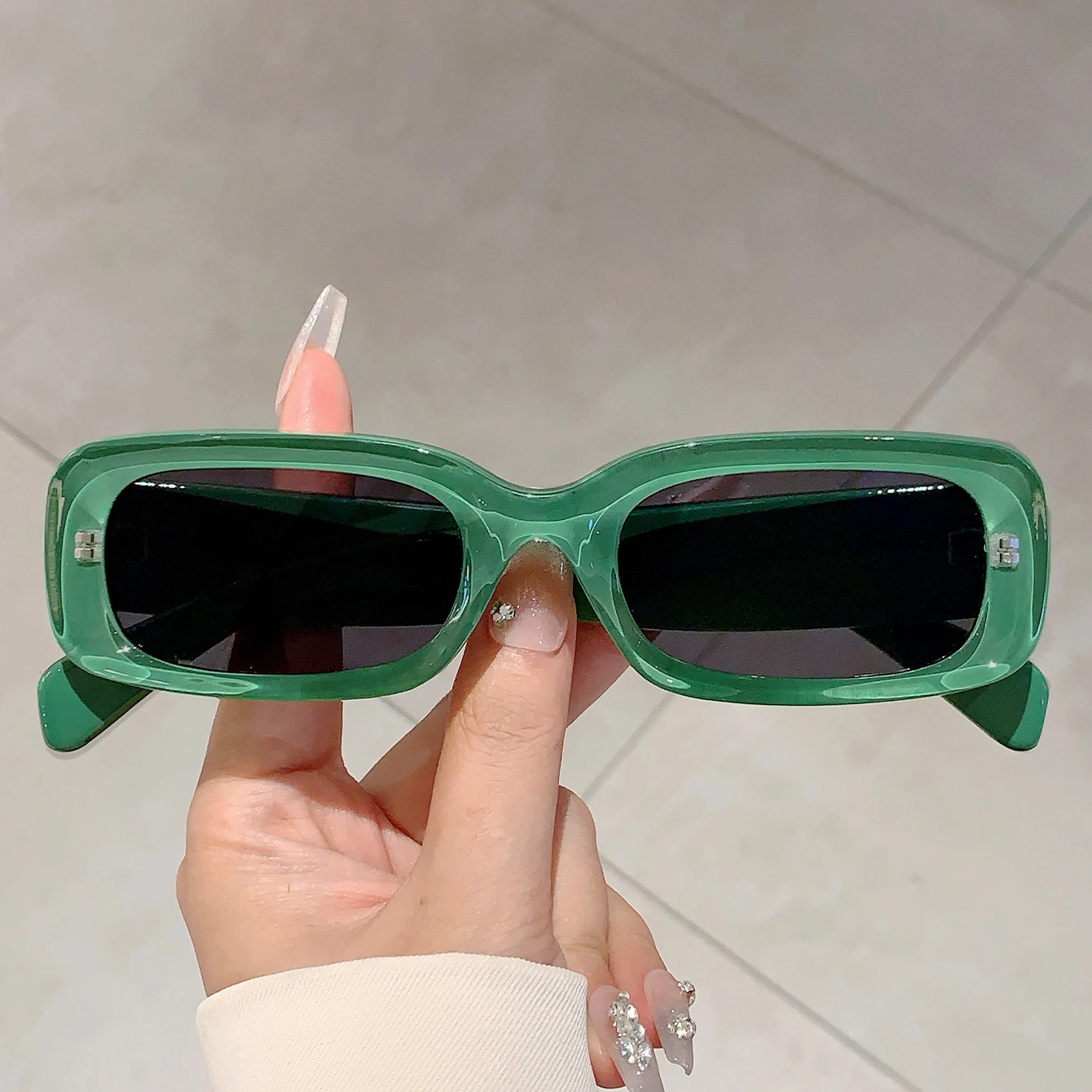KAMMPT Retro Rectangle Pink Shades Fashion Brand Design Women Sunglasses Candy Color Beach Driving Sun Glasses for Ladies