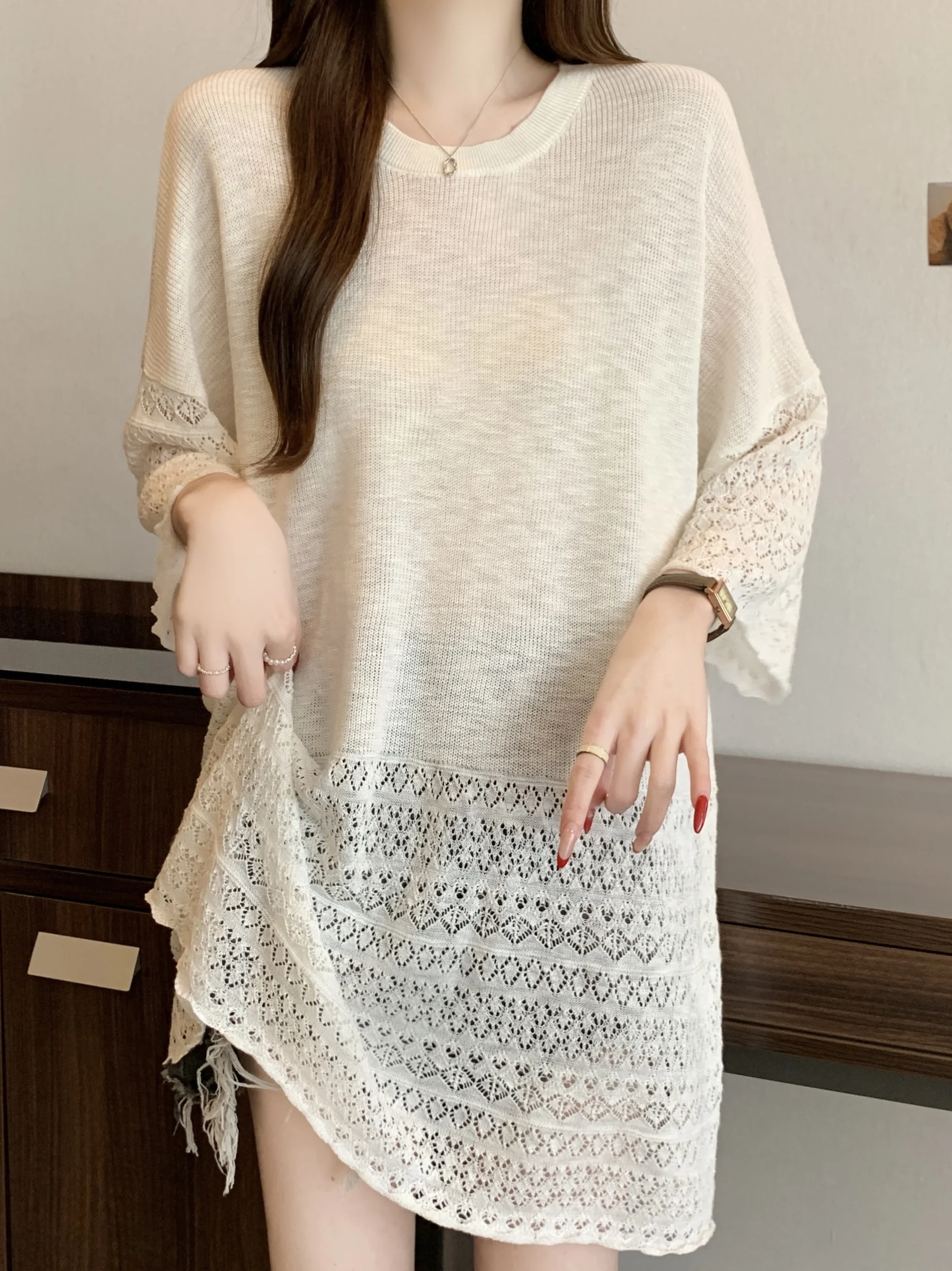 

Loose Knitted T-Shirt Hollow out round Neck Mid-Length Seven-Sleeve Casual Summer Top for plus Size Women Simple Style