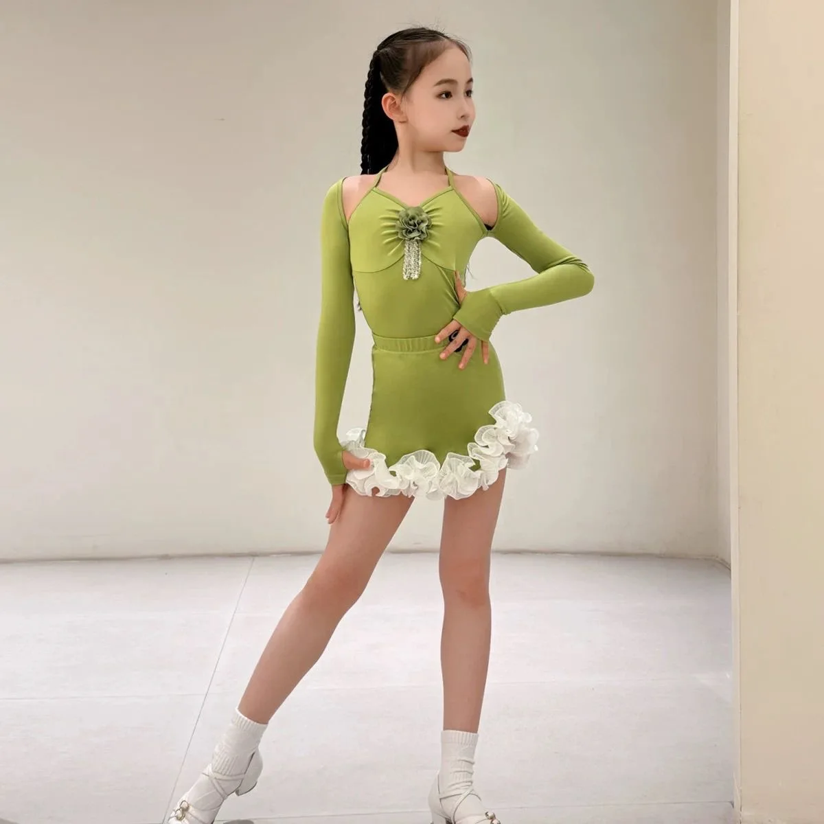 

Костюм для латинских танцев, женские платья для бальных танцев, детское платье для латинских танцев, осенне-зимнее танцевальное платье для девочек, сценический костюм