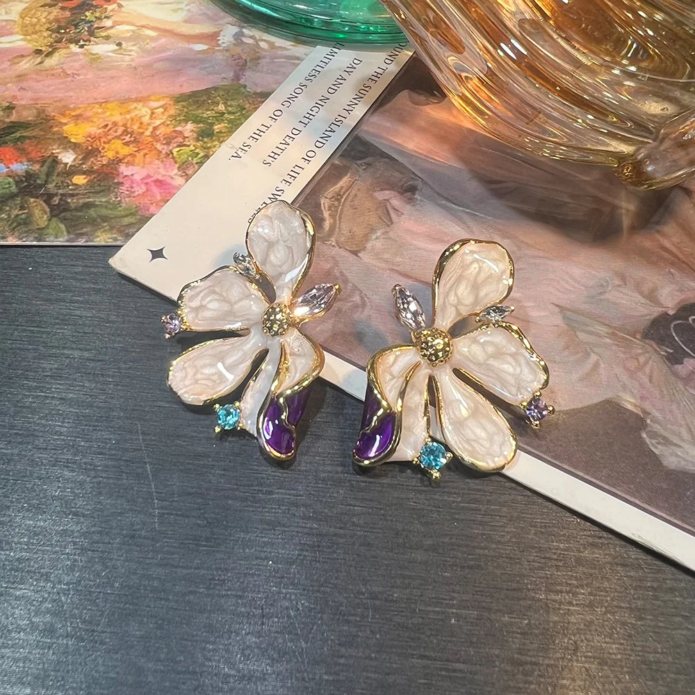 Violet petal earrings, French style, versatile, retro, exquisite and fashionable earrings
