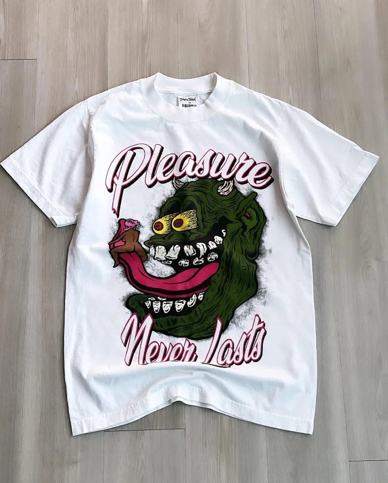 

High Street Retro Fashion Cartoon Anime Letter Print T-shirt Y2k Men Harajuku Funny Short Sleeve Top Couple Oversized Shirt