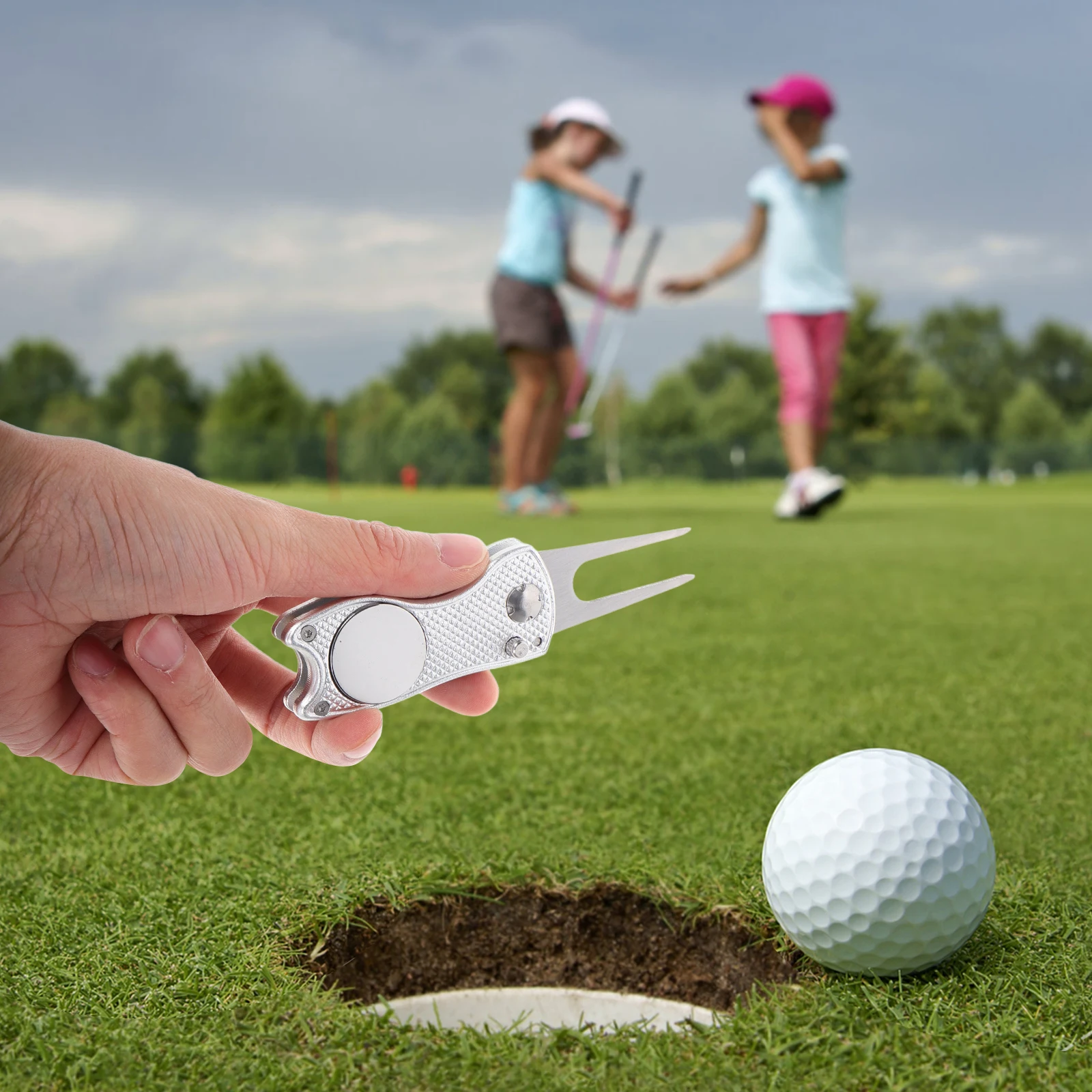 Kompaktowe składane narzędzie do naprawy divotów w trawie golfowej, metalowy widelec, znacznik do piłek, wytrzymały, ergonomiczny uchwyt, akcesoria golfowe dla mężczyzn i kobiet golfistów.